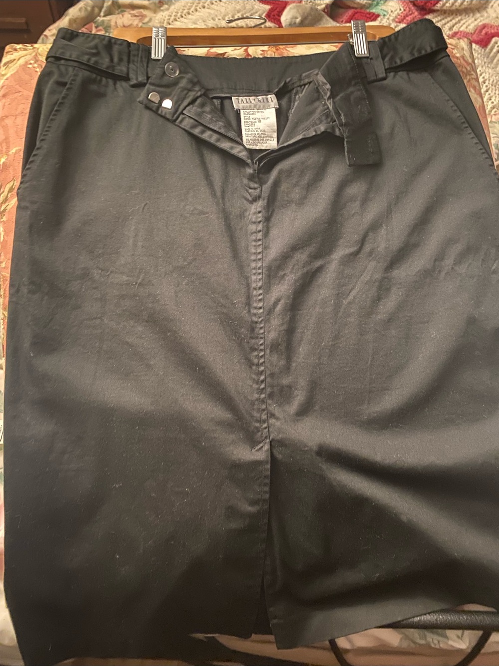 Classic Black Knee-Length Skirt